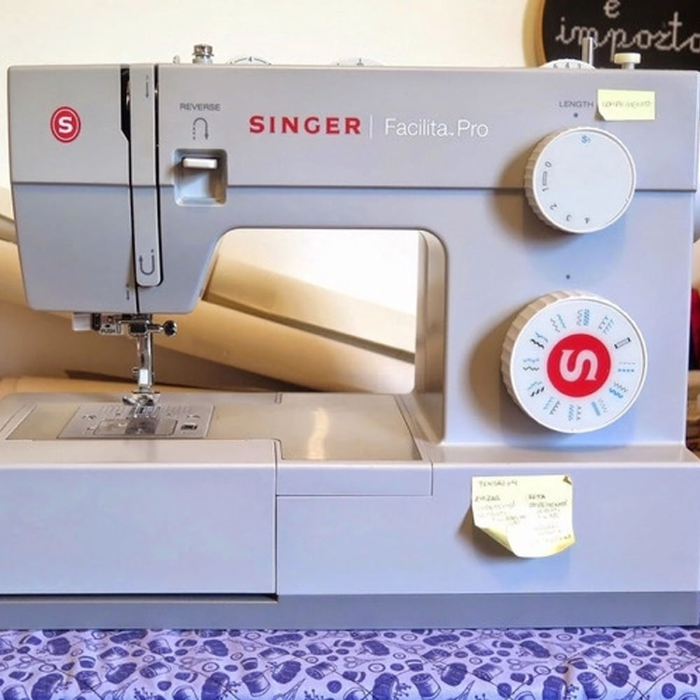 Máquina De Costura Reta Singer Facilita Pro 4423 127V Loja Rcell